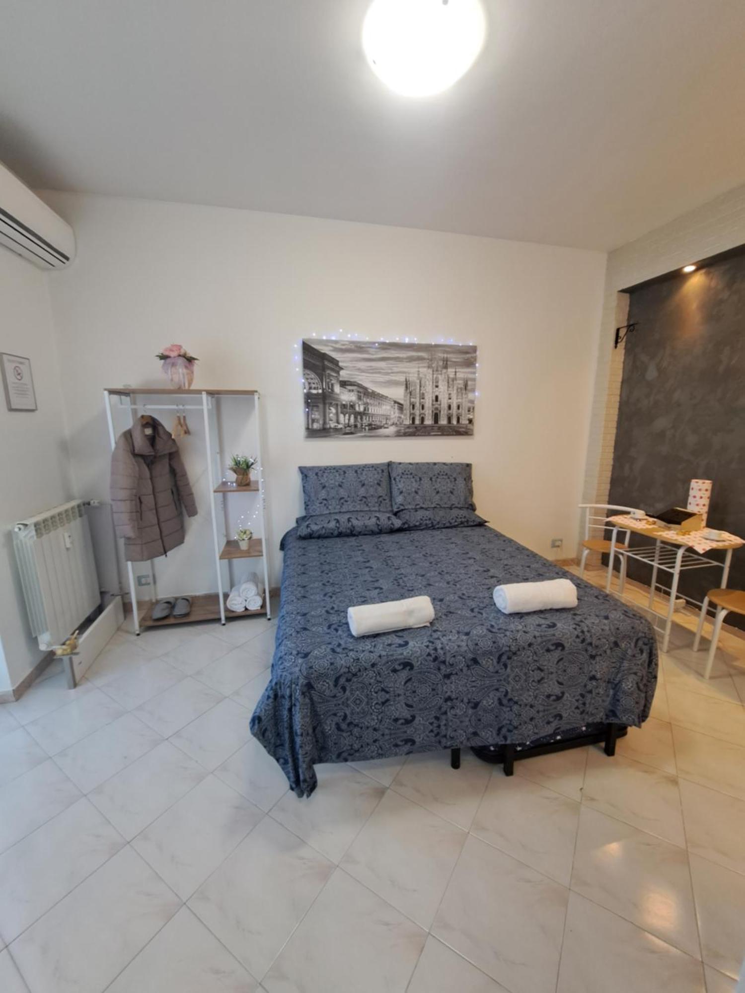 B&B Apartment San Siro Stadio 132 Mailand Exterior foto
